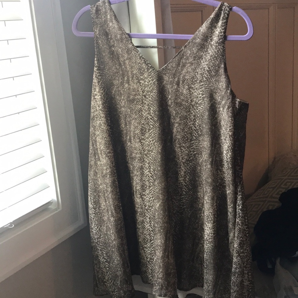 Sleeveless snakeskin print dress